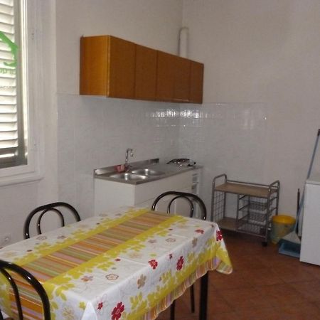 27 Aprile Hotel Florença Quarto foto